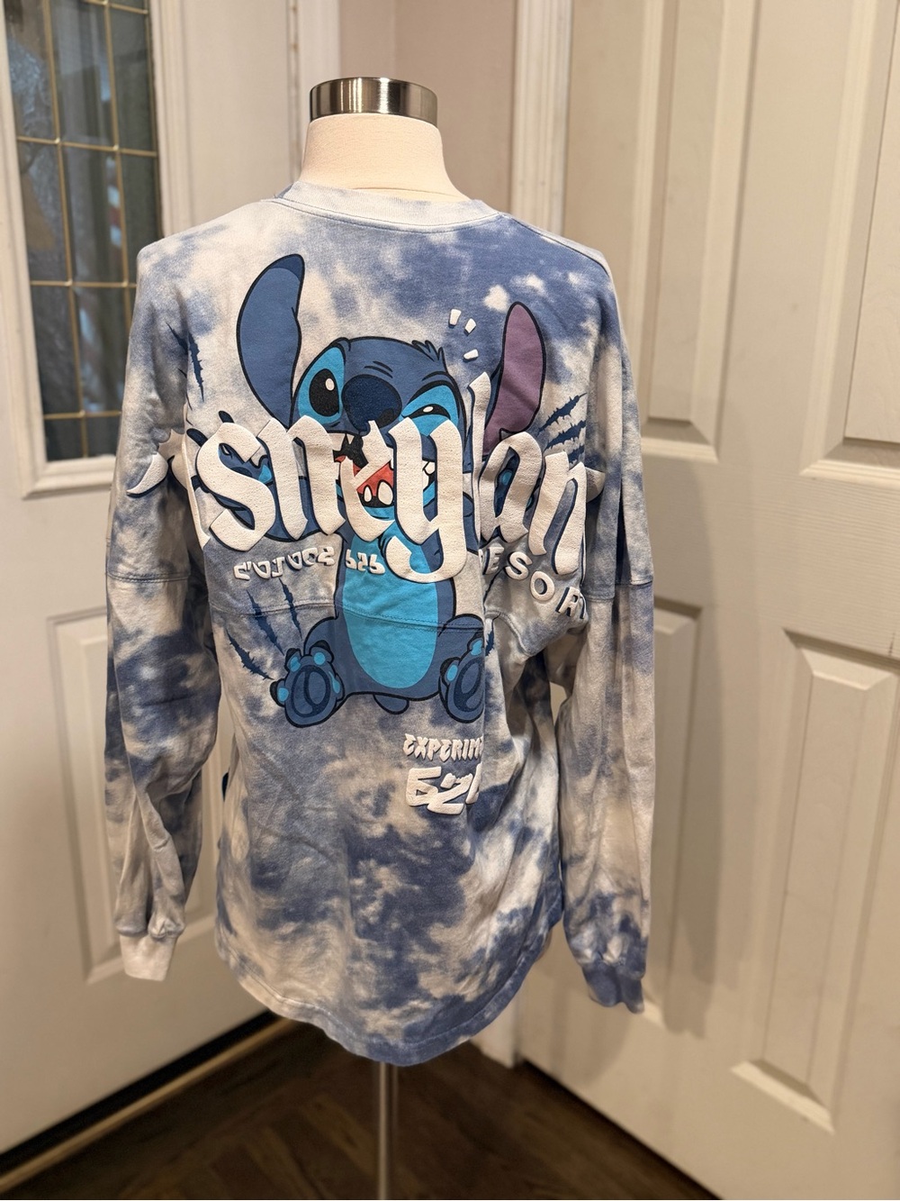 Disney Spirit Jersey Disneyland Stitch Tie-Dye Size S